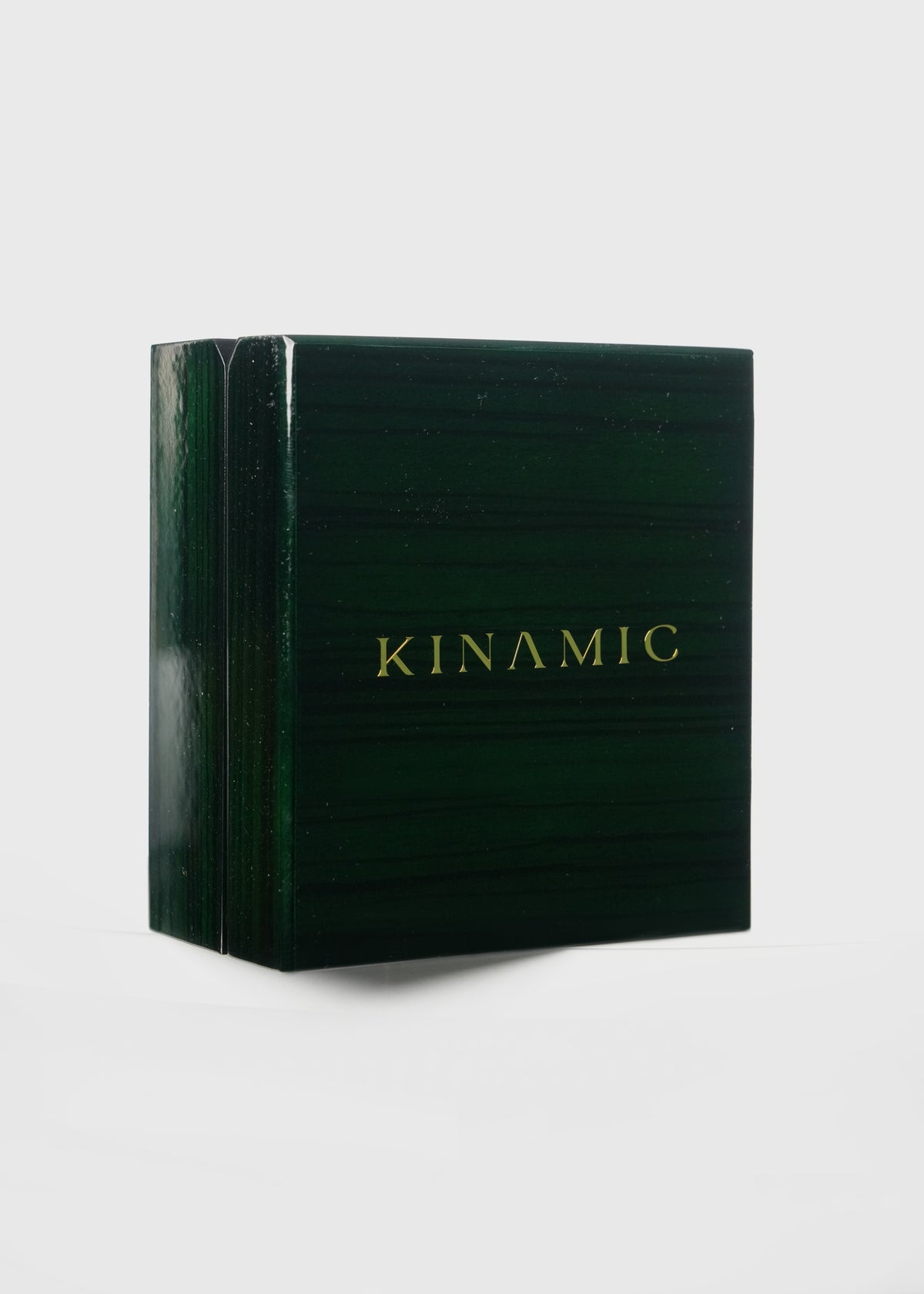 Kinamic green presentation box